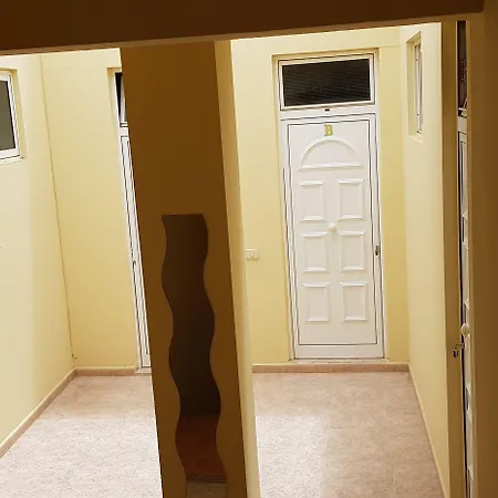 Viviendas Xxiii 3* プエルト・デル・ロサリオ